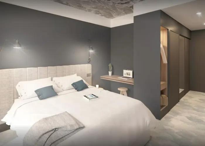 Hotel Kyriad Lyon Ouest 3*