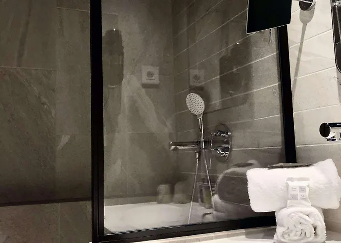 Hotel Kyriad Lyon Ouest