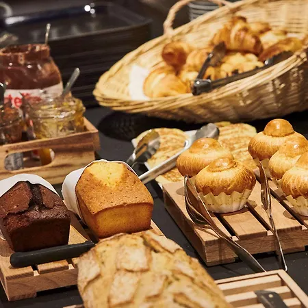 Hotel Kyriad Lyon Ouest Limonest
