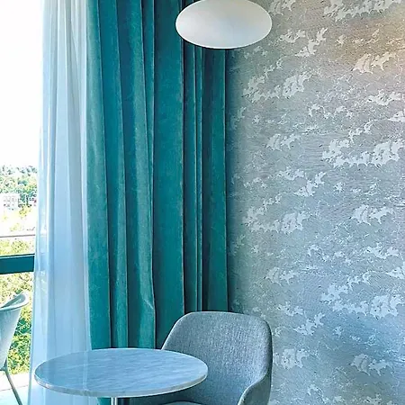 Kyriad Lyon Ouest Hotel 3*