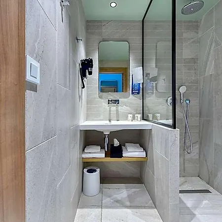Kyriad Lyon Ouest Hotel Limonest