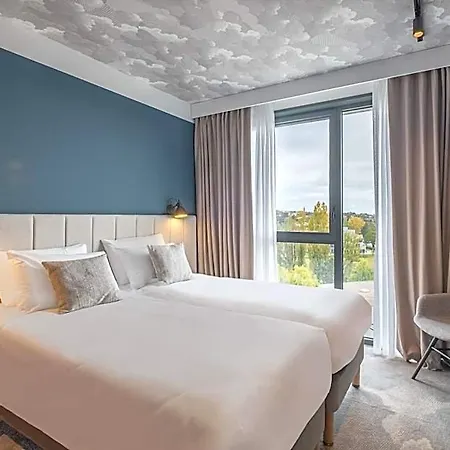 Kyriad Lyon Ouest 3*